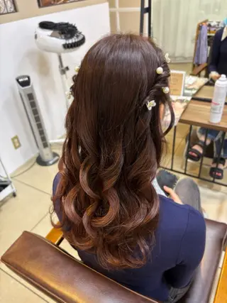 セミロング eMu中央駅店所属・eMuエミュ‪ ¨̮⃝ayakaのヘアスタイル