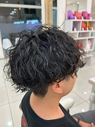 パーマ メンズ 髪質改善/艶カラー/ メンズパーマ/鈴木のヘアスタイル