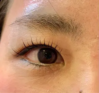 マツエク・マツパ 舟橋 瑞稀のヘアスタイル