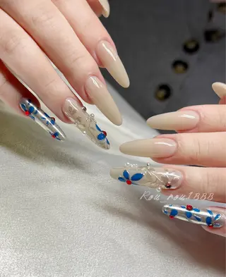 ネイル UniqueNail カカのネイルデザイン