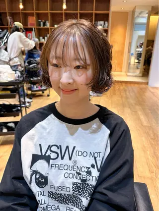 ショート パーマ 大橋 芽衣のヘアスタイル
