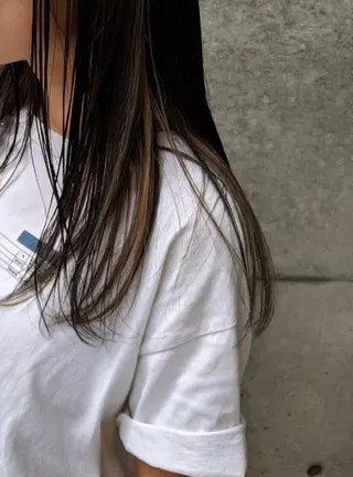 ロング カラー 斉藤 瑞恵のヘアスタイル