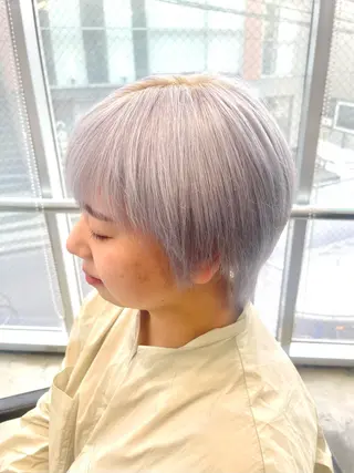 ショート カラー レイヤーカットとハイ トーン/HIROKIのヘアスタイル