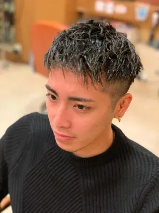 ショート パーマ メンズ HOMMEHAIR4所属・砂川 太成のヘアスタイル