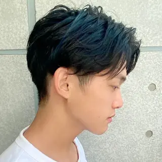 パーマ メンズ 🤎ベージュカラー 🐶メンズパーマの眉毛・アイブロウイメージ