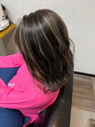 ロング ASAYA THREE(A)のヘアスタイル