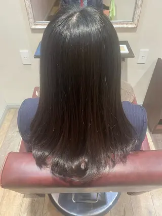 セミロング あいさ🤍ムラ無しカ ラー🤍のヘアスタイル