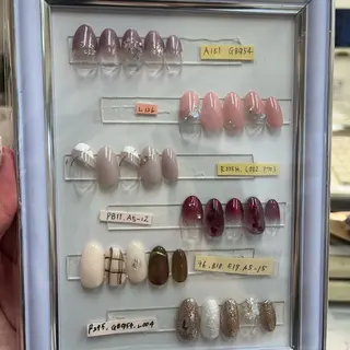 ネイル Nail Buzz所属・Nail Buzz 宮木のネイルデザイン