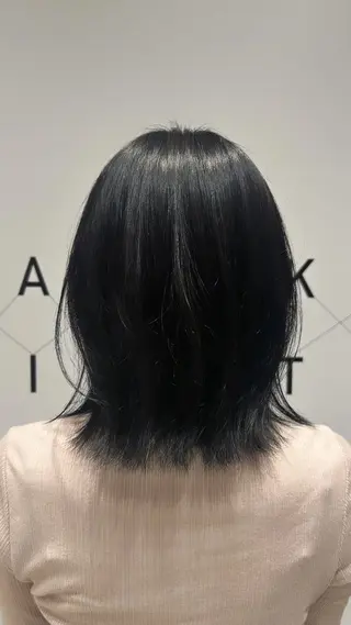 ミディアム カラー For.c.c.c.c所属・近藤 ちかのヘアスタイル