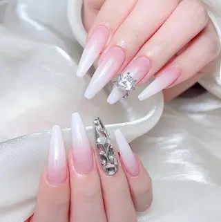 ネイル ネイルサロン Auraのネイルデザイン