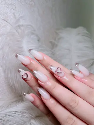 ネイル Ubuntu🎀 ネイルサロン✨のネイルデザイン