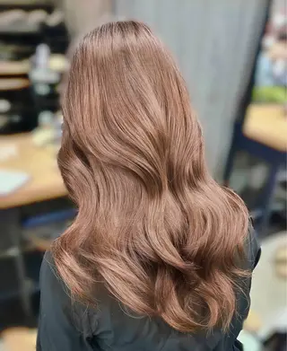 ロング .⋆𝜗𝜚表参道︎ ︎︎✧Hiraraのヘアスタイル