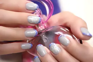 ネイル ママリンド　志村坂上店所属・しみ えんのネイルデザイン