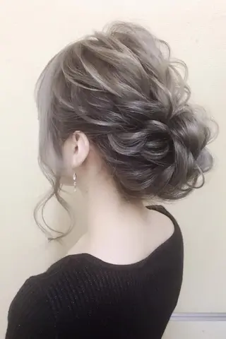 ココバイファニック 関内のヘアスタイル