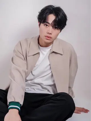 ミディアム パーマ メンズ MEN'S HAIR SENSE 神南 【メンズヘア センス 】所属・♥️モテ髪美容師♠️ REIのヘアスタイル