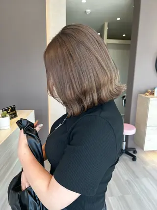 ミディアム Licol所属・12月期間限定 クーポンありリコルのヘアスタイル