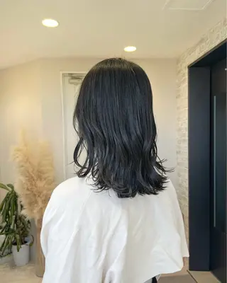 ミディアム 村上 茉莉花のヘアスタイル