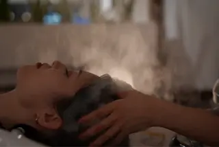 YOLO by diar所属・カンノ シュンのヘアスタイル