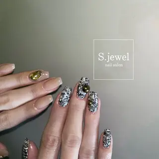 ネイル S♡JEWEL所属・S. JEWELのネイルデザイン