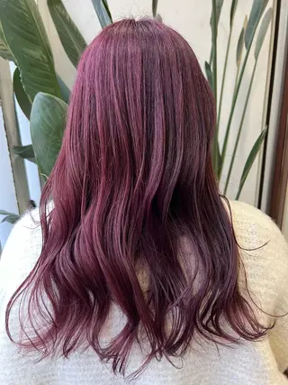 ロング カラー ブリーチカラー🦖 岡部木乃夏のヘアスタイル