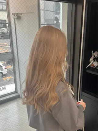 ロング カラー one × one HAIR所属・ハイトーンカラー/ yuuaのヘアスタイル