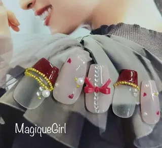 ネイル Magique パリ 専門店🎀のマツエク・マツパデザイン