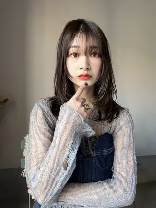 ミディアム カラー MINX The pass所属・透明感ケアカラー/ レイヤー/ryokaのヘアスタイル