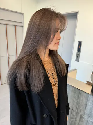 カラー 高発色ブリーチ/ ハイレイヤー🪽aiのヘアスタイル