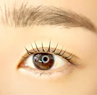 マツエク・マツパ un par un アンパルアン所属・un par unの眉毛・アイブロウイメージ