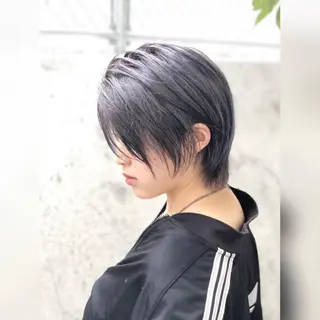 ショート 圧倒的美髪ストレート ツダケイタロウのヘアスタイル