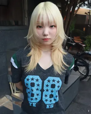 ショート カラー 色落ちまで2度綺麗な ハイトーン⭐️ヨシキのヘアスタイル