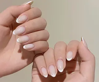 ネイル 高木 維麗絲のネイルデザイン