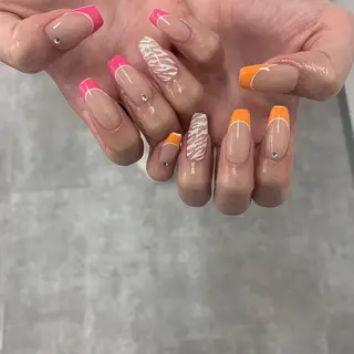 ネイル _white 上本町店のネイルデザイン