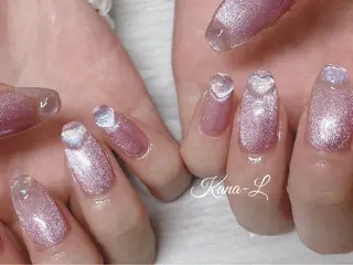 ネイル 芦辺 香奈のネイルデザイン