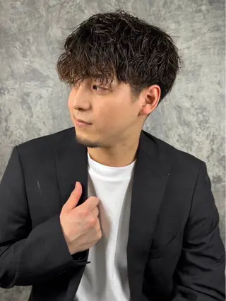 ショート カラー パーマ メンズ 武井 凌のヘアスタイル