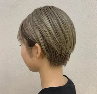 ショート IT by ALBUMあいりのヘアスタイル
