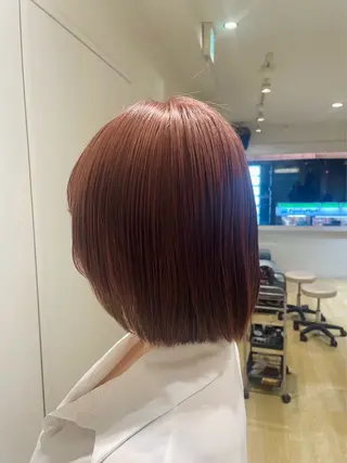 ショート カラー 新宿　副店長 新井彩斗のヘアスタイル