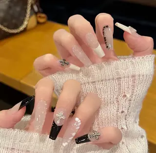 ネイル Miu Miu 🎀 Nailのネイルデザイン