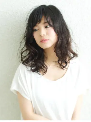 セミロング 西村 ようこのヘアスタイル