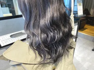 ミディアム カラー ベージュ指名No1 加賀詩織のヘアスタイル