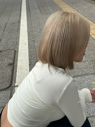 ミディアム カラー 🍓ハイトーンカラー 🎀nene🍓のヘアスタイル