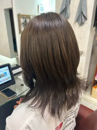 カラー ダリー所属・Dali manaのヘアスタイル