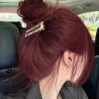 カラー 透けるやわらか艶髪♡ ナチュラルストレートのヘアスタイル