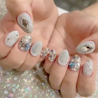 ネイル 🦋 MiKi 🦋 ネイルサロンのネイルデザイン