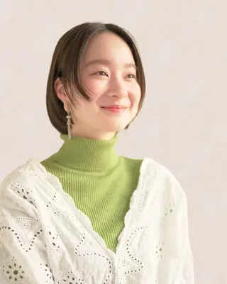ショート カラー Joule 建山美友のヘアスタイル