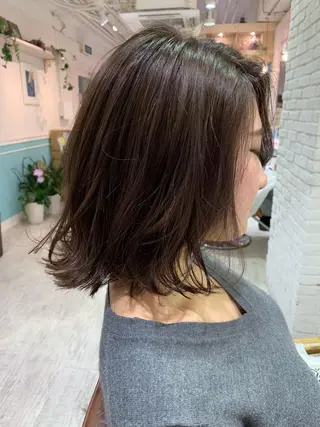 ミディアム カラー パーマ ヘアアレンジ ネイル マツエク・マツパ レイヤー＆カラー 人気美容師倉崎涼のヘアスタイル