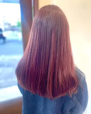 ショート カラー justbeauty CiNQのヘアスタイル