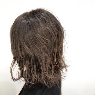 ミディアム カラー ヘアアレンジ ナカタケ ユウのヘアスタイル