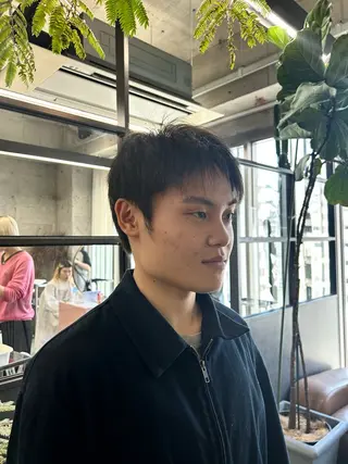 メンズ アイブロウ 松井ゆら/ 酸性ストレート/暖色のヘアスタイル