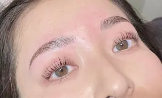マツエク・マツパ アイブロウ Arms nail&eyelash 汐入店所属・🔱♡EMI ♡🔱のマツエク・マツパデザイン